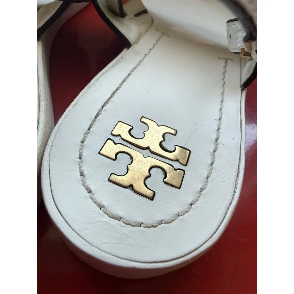 Tory Burch Adrien Chain Sandal Ivory Leather Gold Medallion Size 8M Casual - Picture 5 of 11